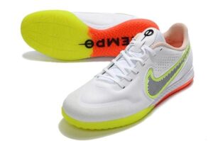 Nike Tiempo 9